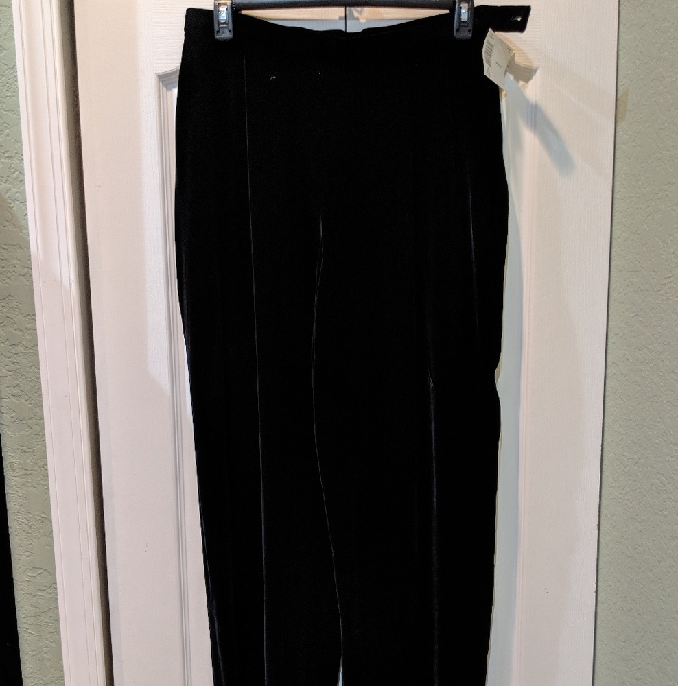 Black velvet pellazo pants
